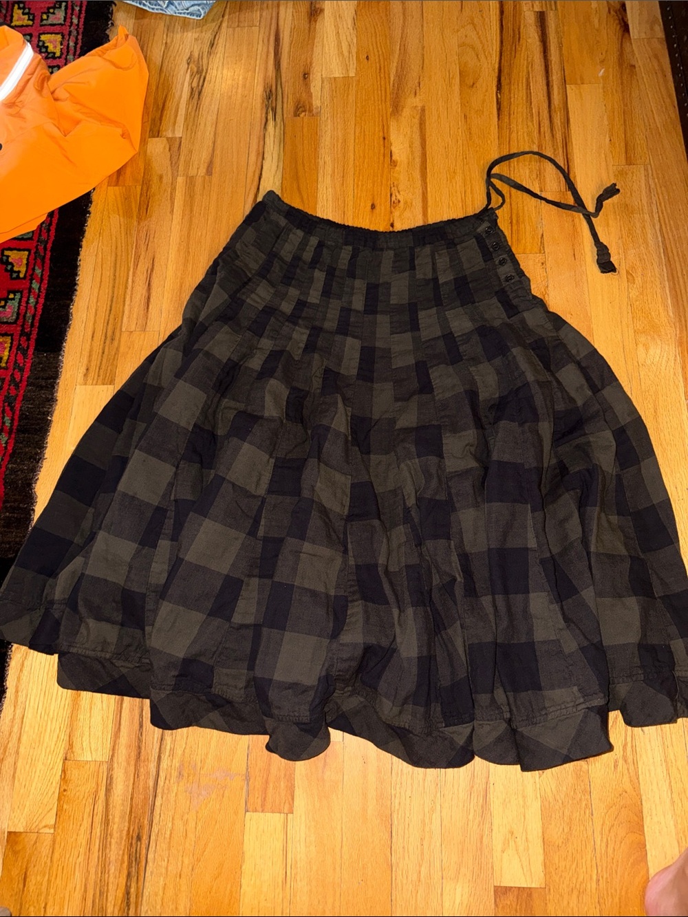 CP Shades skirt